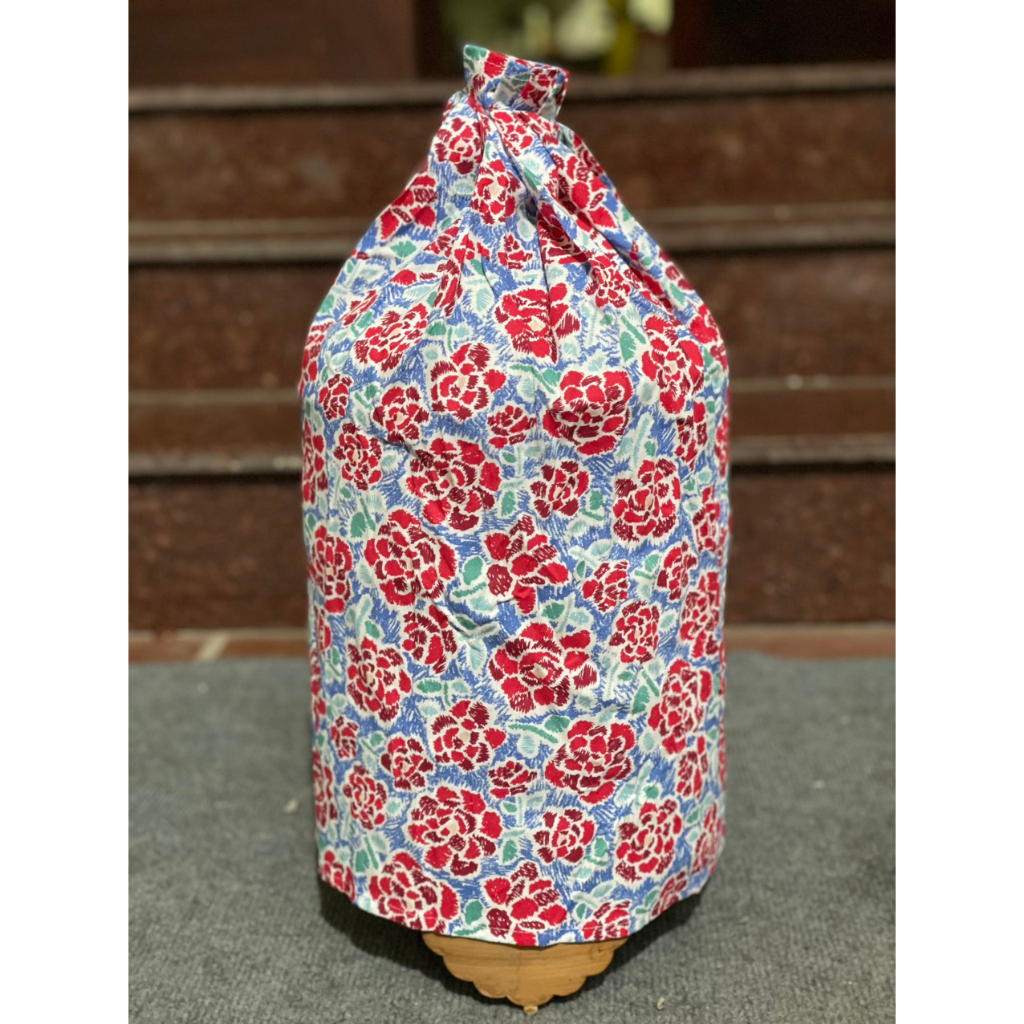 Áo lồng khuyên hoa - Áo lồng khuyên đỏ