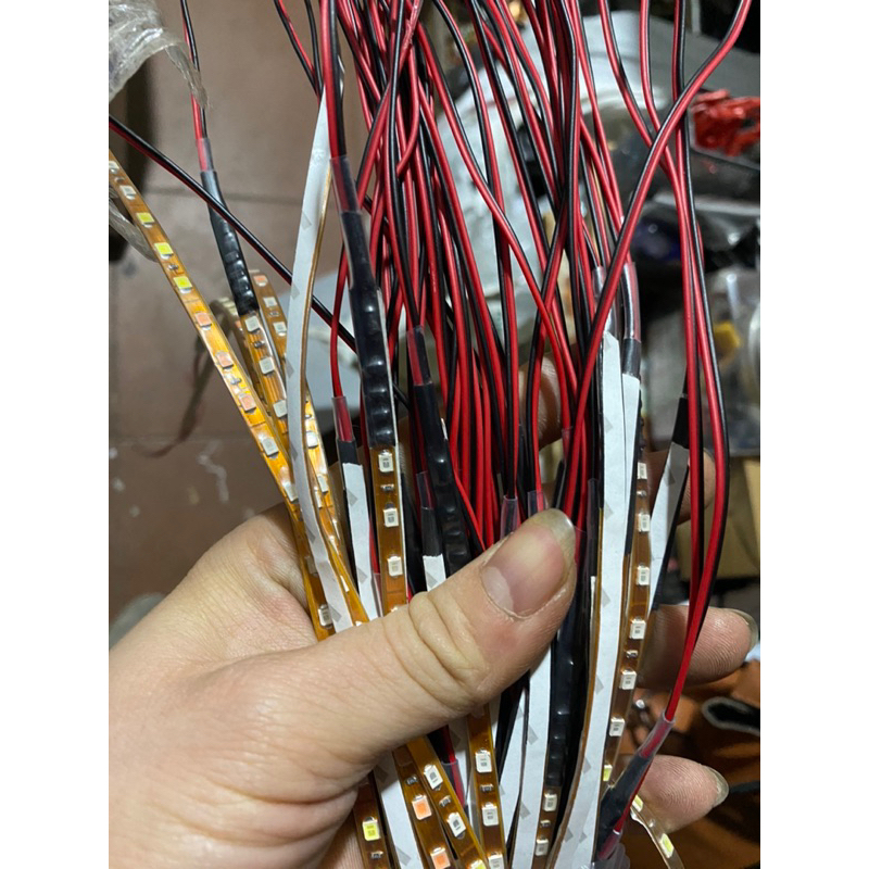 Dây led chạy 7 màu dài 1 mét 12v 24v nháy chạy cực đẹp, bọc chống nước