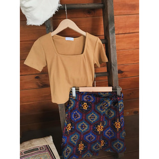 Chân váy thổ cẩm đắp chéo