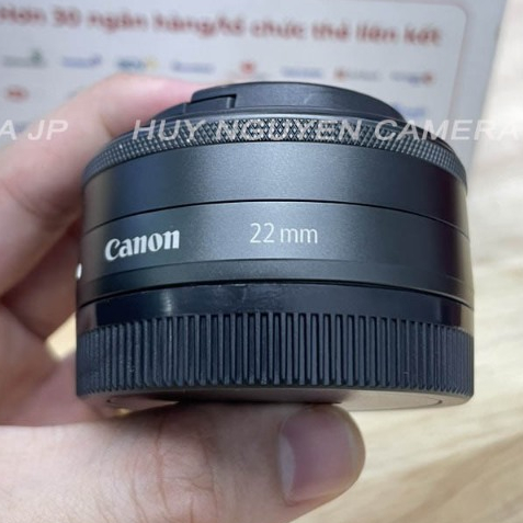 MÁY ẢNH CANON M VÀ  ỐNG KÍNH CANON 22 F2 STM ĐẸP. MÀN HÌNH CẢM ỨNG