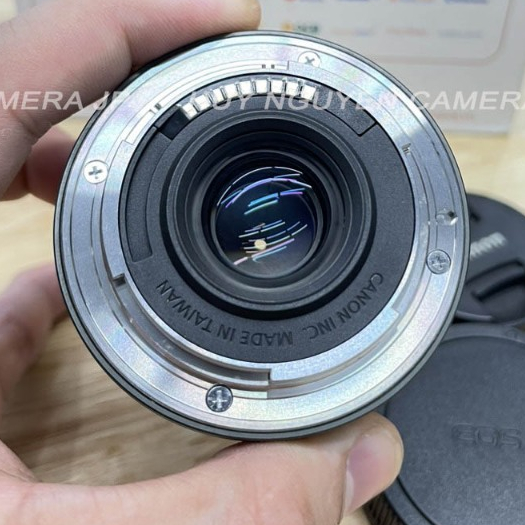 MÁY ẢNH CANON M VÀ  ỐNG KÍNH CANON 22 F2 STM ĐẸP. MÀN HÌNH CẢM ỨNG