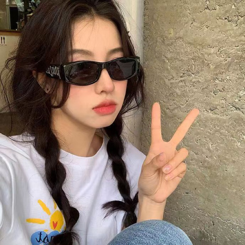 Kính Mát Gọng Chữ Vuông To Thời Trang