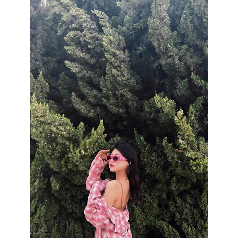 Kính Mát Gọng Chữ Vuông To Thời Trang