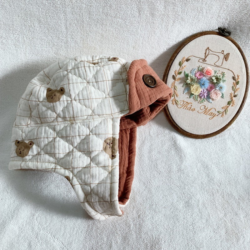 Mũ phi công giữ ấm cho bé