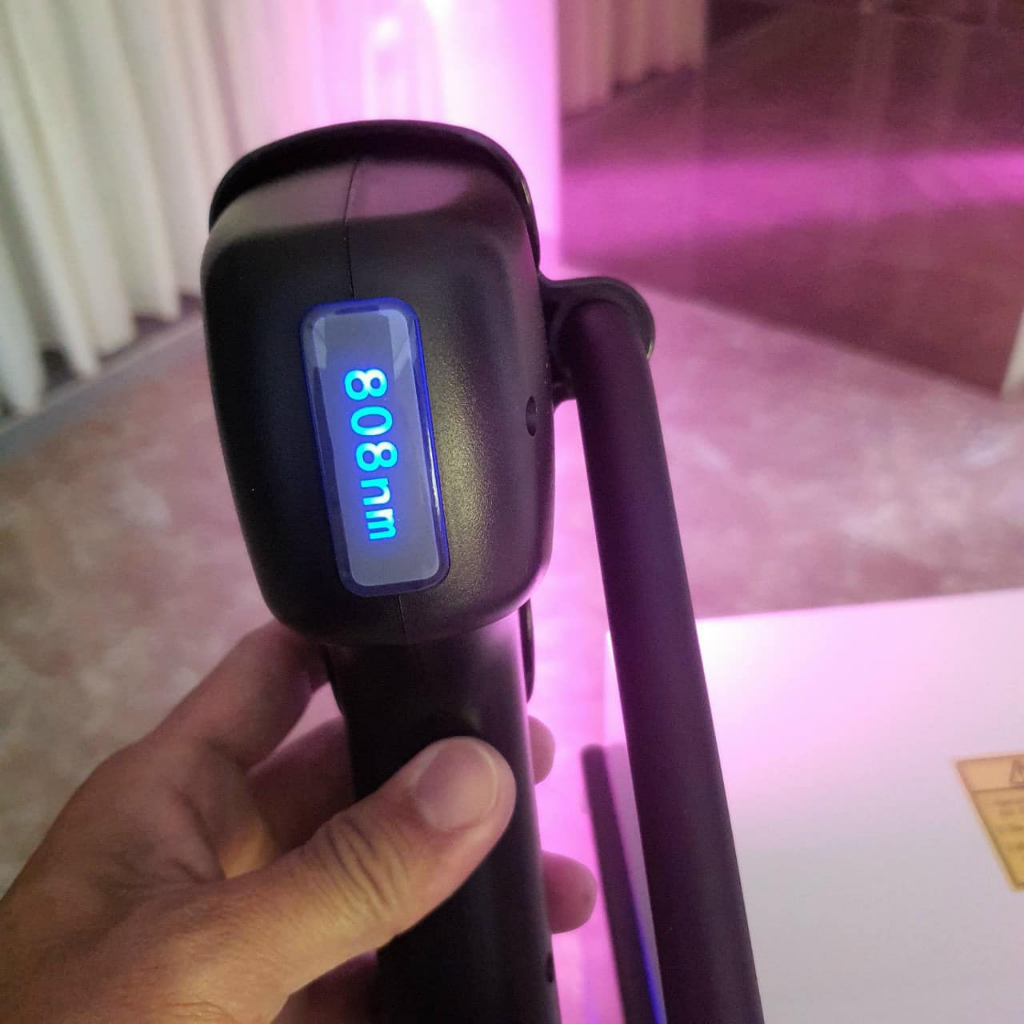 Máy triệt lông 𝑫𝑰𝑶𝑫𝑬 𝑳𝑨𝑺𝑬𝑹 𝑴𝑬𝑫808𝒏𝒎 Hàng Cao Cấp