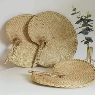 Quạt đan lá cọ lá kè ,quạt cầm tay treo tường trang trí decor phòng.