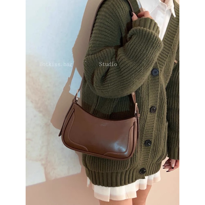 Túi đeo chéo đeo vai dây bản to bassi thời trang năng động