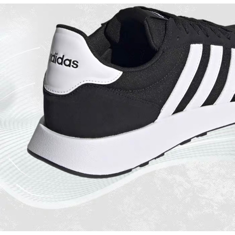 Giày Adidas full box, có mail mua hàng. Hàng có sẵn, bay size nhanh nên các ace chốt nhanh ạ