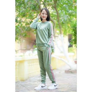 Bộ đồ nỉ thể thao nữ