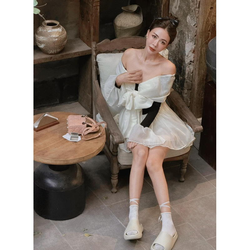 Váy Trêv Vai Tay Xoè TKCC BAGEO