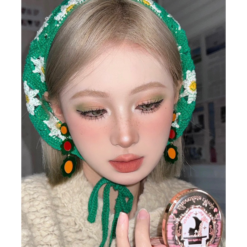 Má hồng BST Choco Flower Knows màu 04 AntiqueDoll