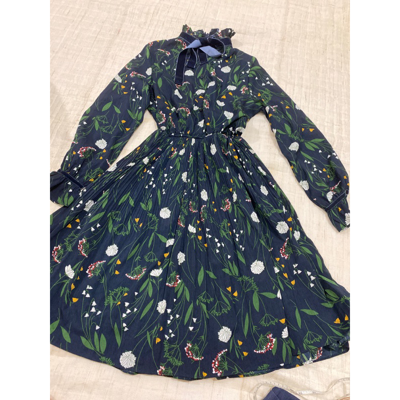 Đầm tiểu thư hoa kiểu vintage (mới)