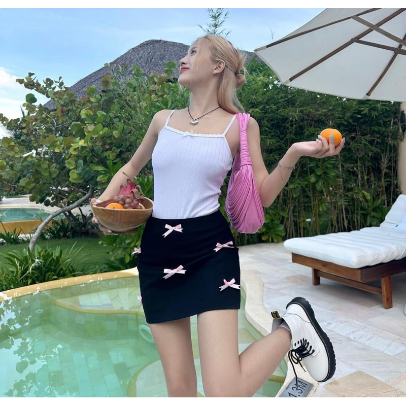 Chân váy mini shirt đính nơ có quần bảo hộ  - Solid Shirt