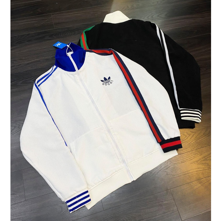 Áo Len Nam Nữ Lv Thêu Trái Tim Chất Len Không Xù Bản Đặc Biệt Hottrend 2023 - Áo Len Lv Trái Tim Hottrend 2023