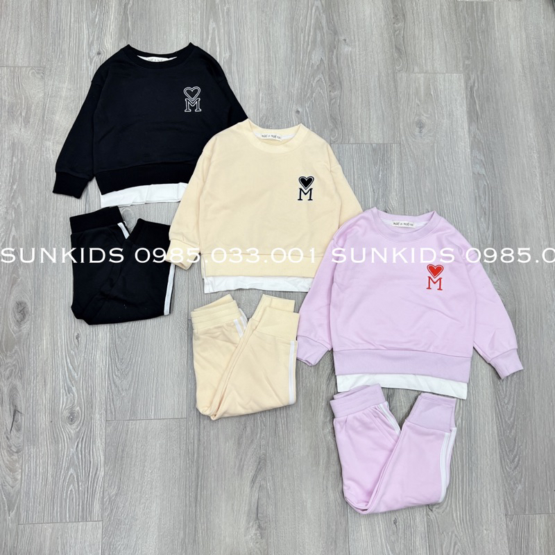 Bộ nỉ bé gái Mari Logo trái tim ngực