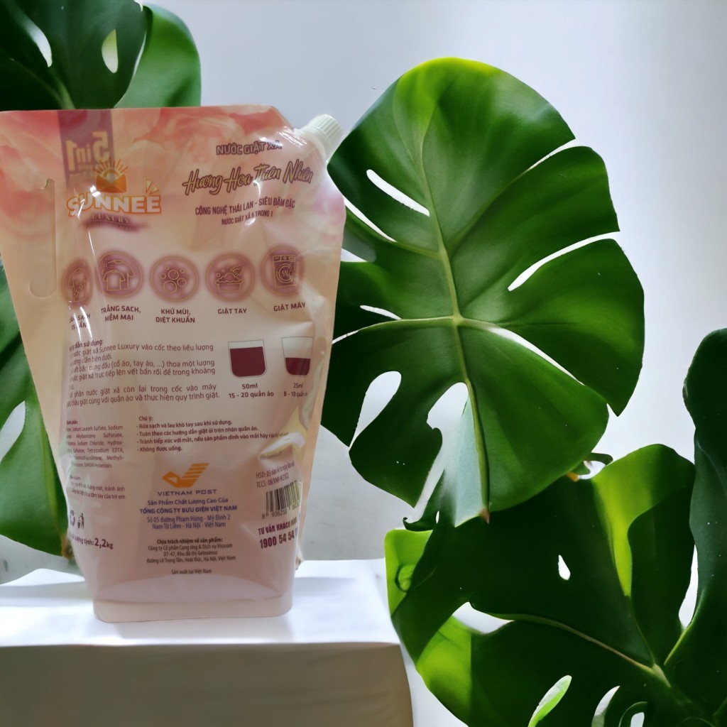 Q7 - Nước giặt xả Sunnee Hương hoa Thiên nhiên Túi 2.2Kg 110.000đ