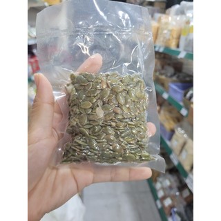 Hạt bí xanh đã tách vỏ