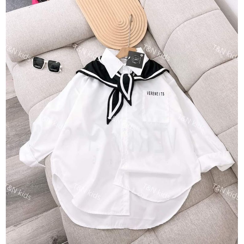 8 đến 30kg.áo sơmi trắng cho bé gái.hình thật trải sàn