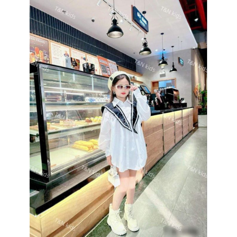 8 đến 30kg.áo sơmi trắng cho bé gái.hình thật trải sàn