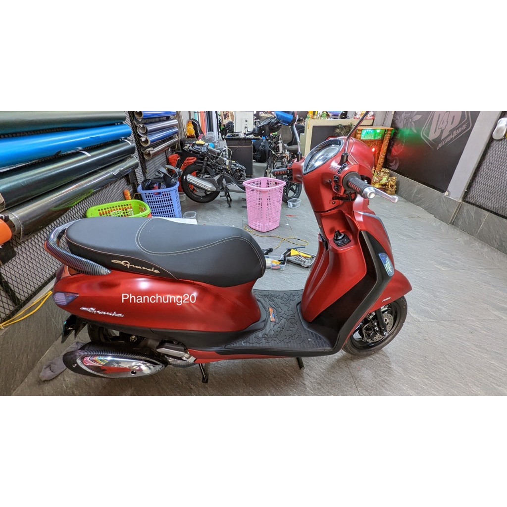 ỐP TAY DẮT  DÙNG CHO ĐỜI XE GRANDE 2019 2020 2021 2022 CACBON