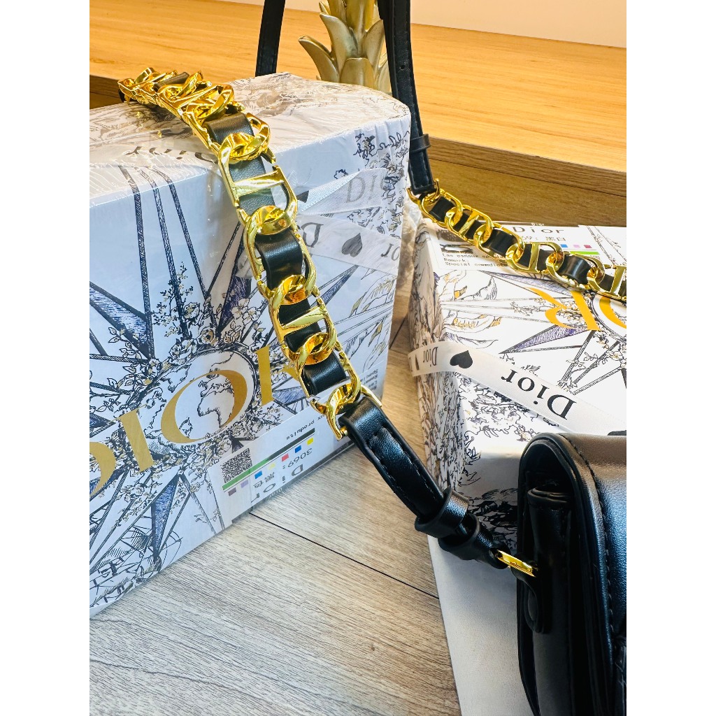 Túi Di"or Signature