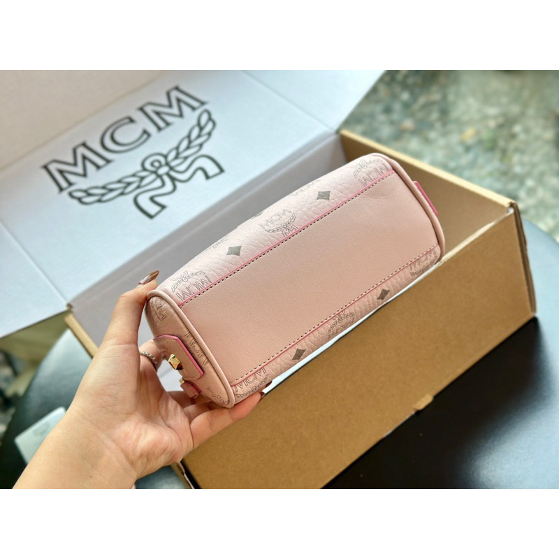 Túi gối Boston full box cao cấp logo khắc khoen và móc túi size 18