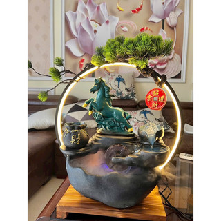 Thác nước phong thủy ngựa mã đáo