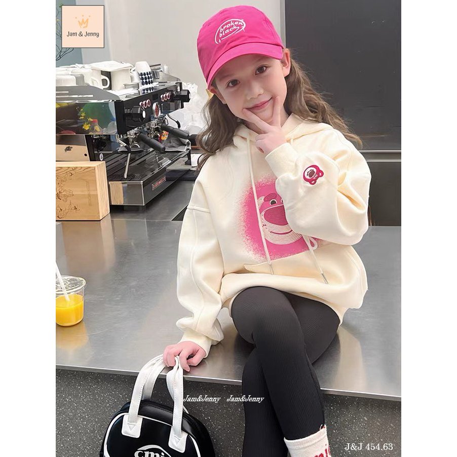 Bộ áo nỉ da cá gấu dâu và quần legging đen cho bé gái BJJ008