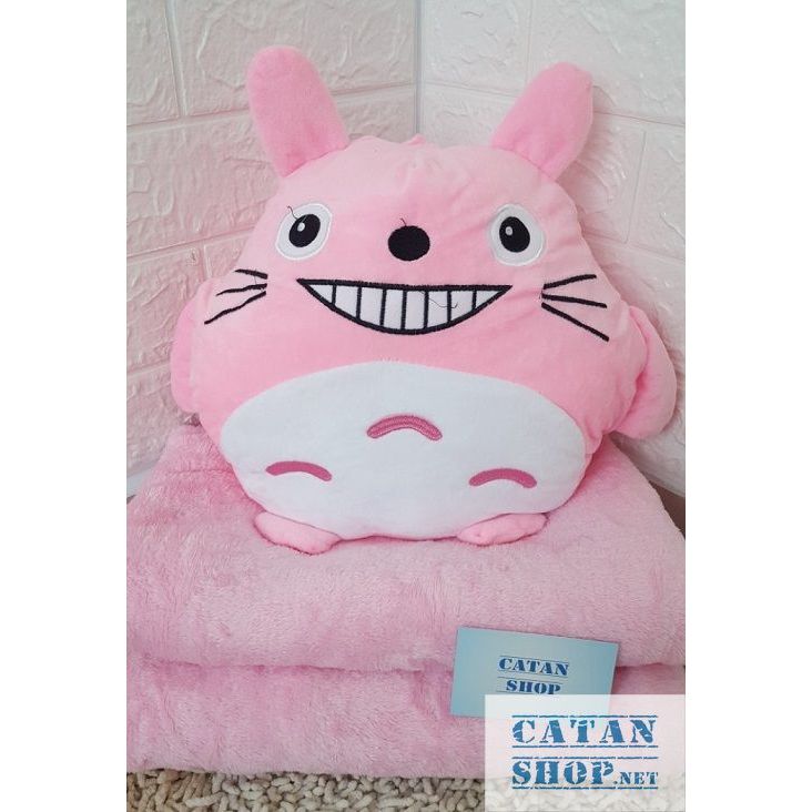 Chăn gối văn phòng hình Totoro với nhiều biểu cảm siêu cute