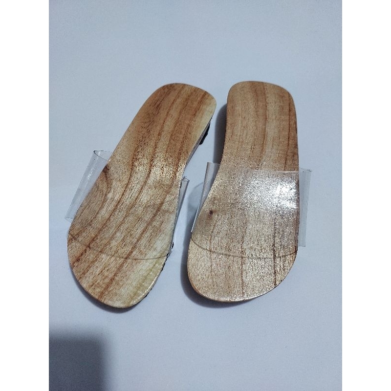 Guốc gỗ 2 phân. guốc cho mẹ và bé. guốc mộc nhật. guốc