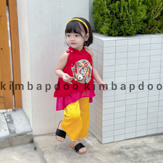 Set yếm lụa cho bé mặc chơi lễ tết, trung thu - Set yêm in hình cá chép màu đỏ cho bé gái