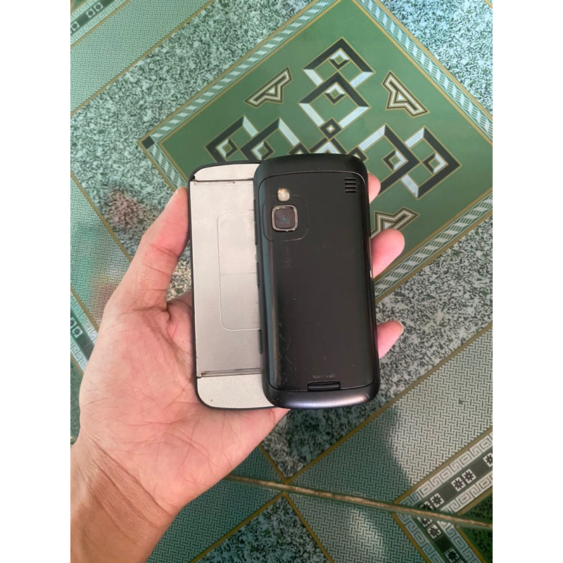 Xác điện thoại Nokia C6 00 zin lỗi 2 phím