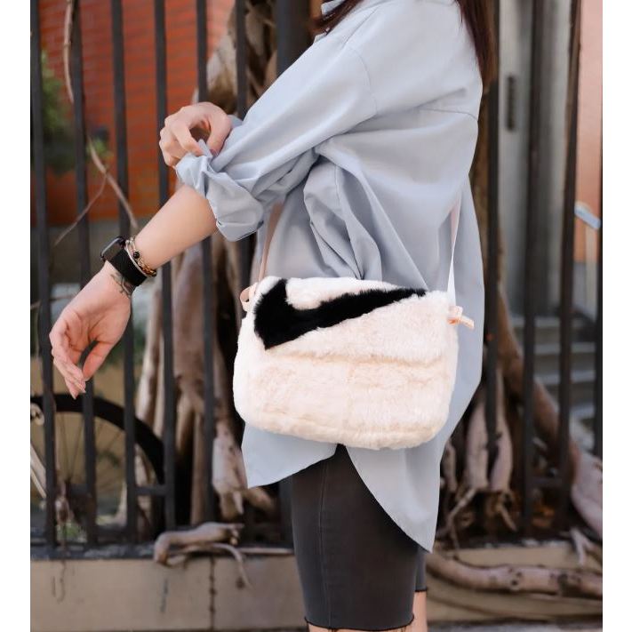 Túi Đeo Chéo Nike Sportswear Futura 365 FB3048 010 FB3048  838 🔴Giảm 50K Khi Nhập Mã 🔴