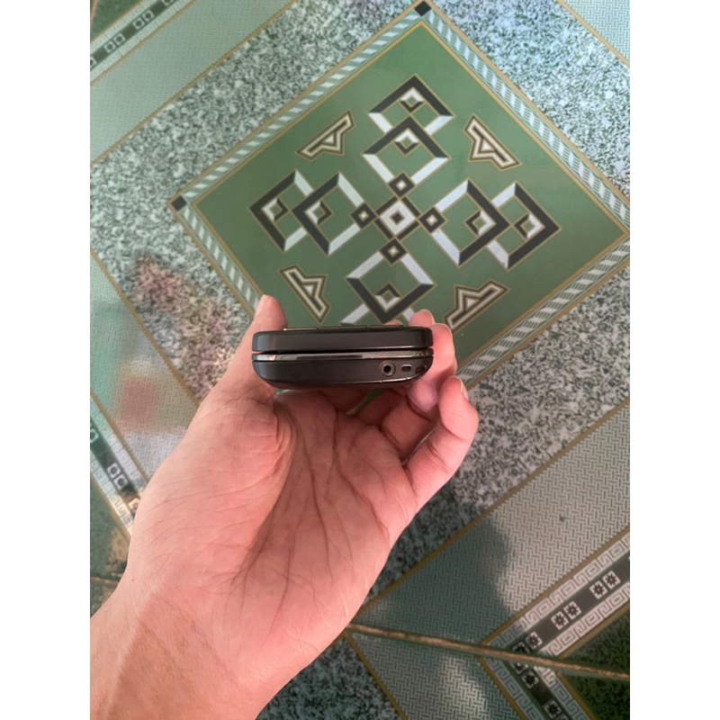 Xác điện thoại Nokia C6 00 zin lỗi 2 phím