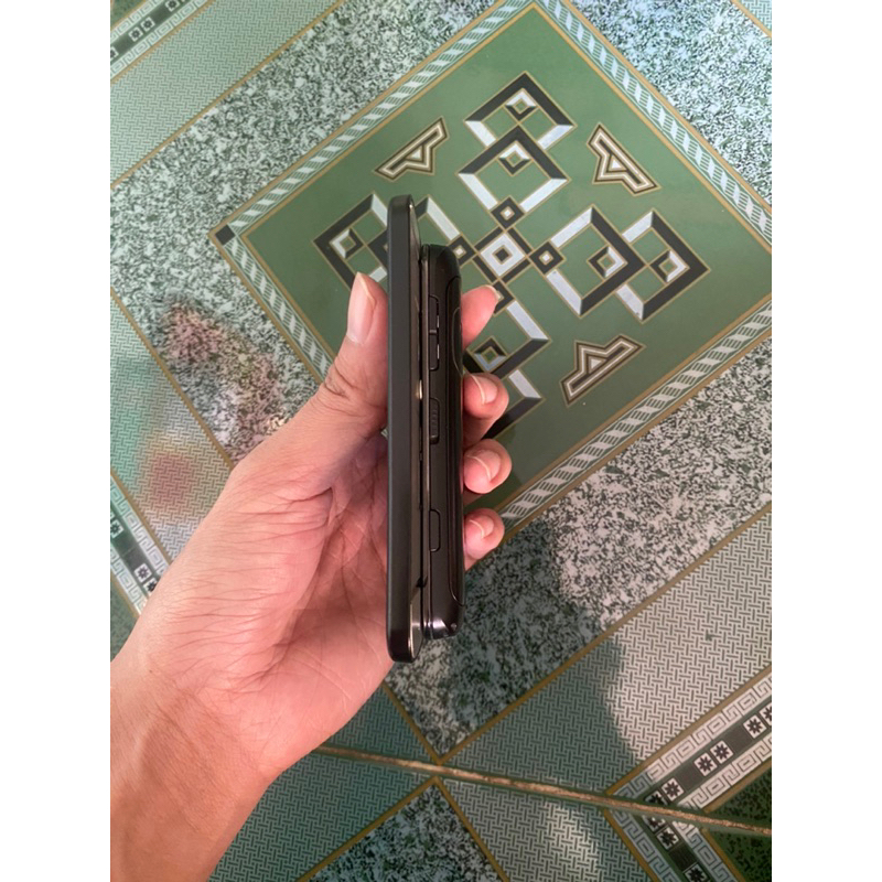 Xác điện thoại Nokia C6 00 zin lỗi 2 phím