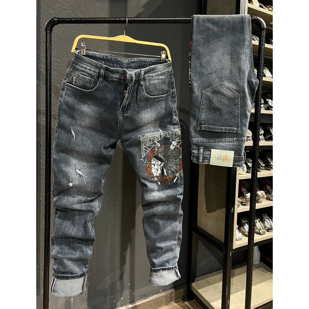 Quần jean nam dài màu xám was full thêu thổ dân rách xước nhẹ chi tiết như hình J2783 K3 STORE