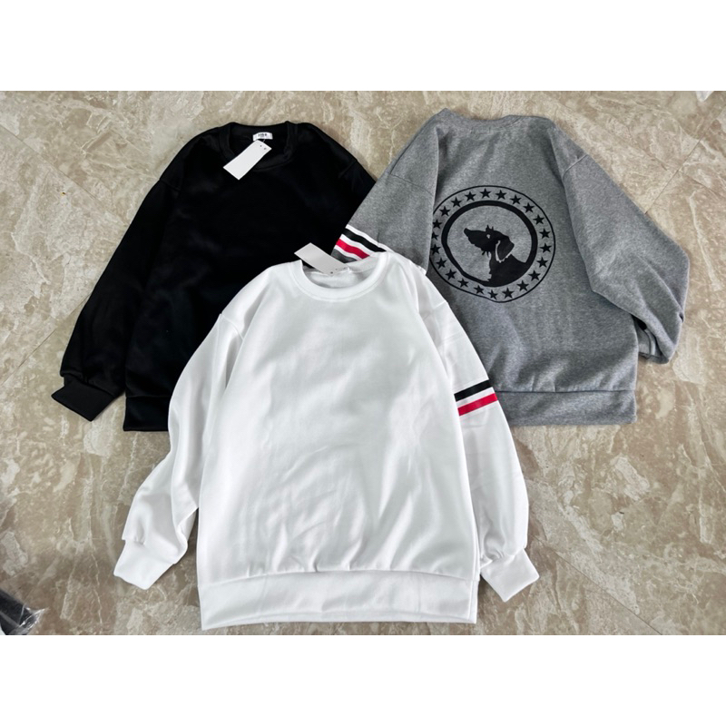 Áo Sweater nỉ bông vạch tay đỏ cún in lưng cổ tròn Haiphuc