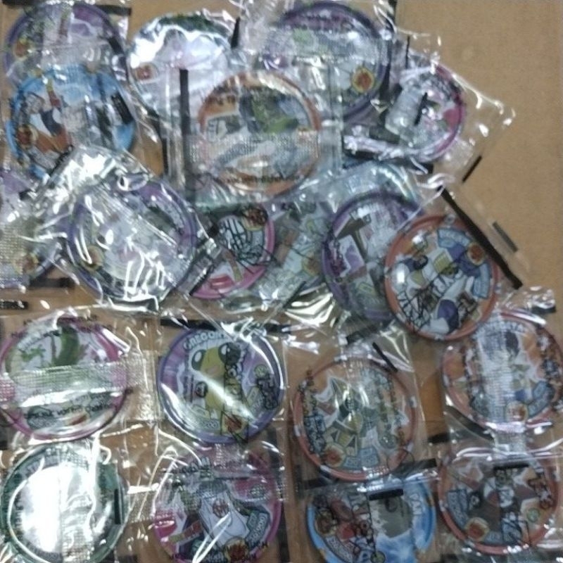 Thẻ tròn Dragon ball Toonies mùa đánh thức rồng thần