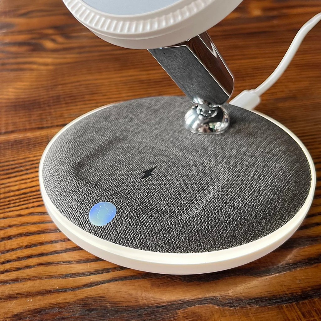 Bộ Sạc Không Dây Đa Năng 22w 3 in 1 Remax - W90 - Chính Hãng bảo hành 12 tháng