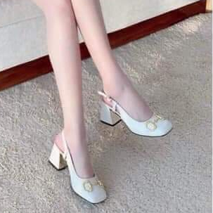 Giày Cao Gót Nữ 7 phân bít mũi Giày cao gót khóa xích gương vàng đế vuông chất da lì cao cấp