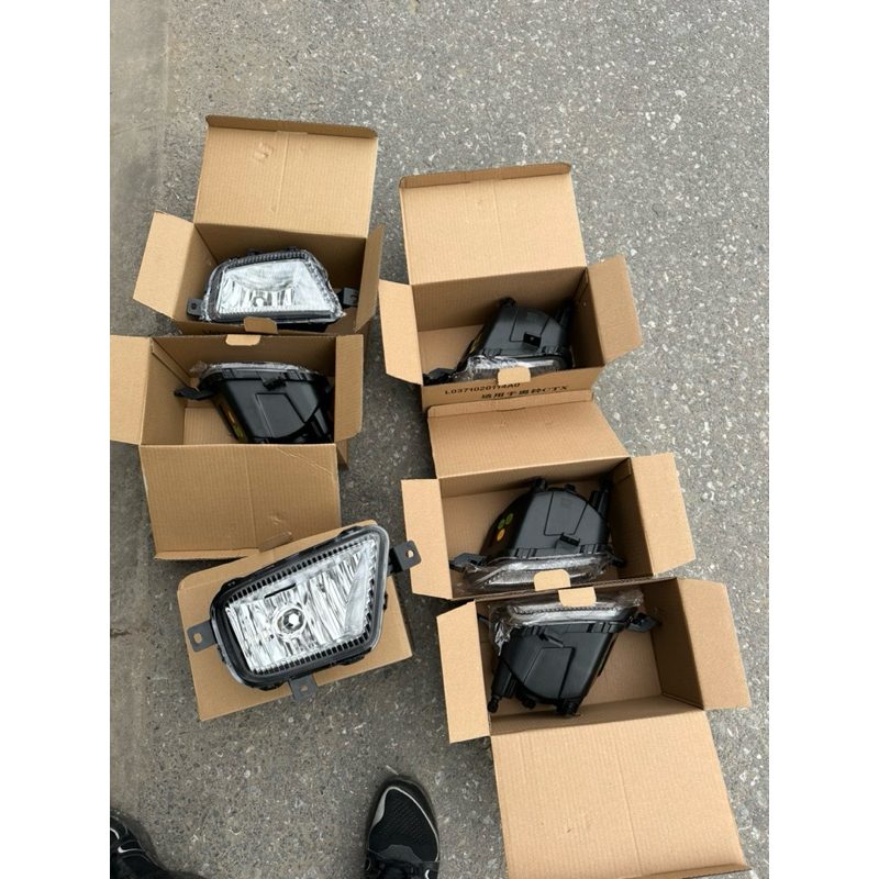 Đèn gầm ,đèn cản, đèn phá sương xe tải THACO OLLIN, FORLAND máy điện E4