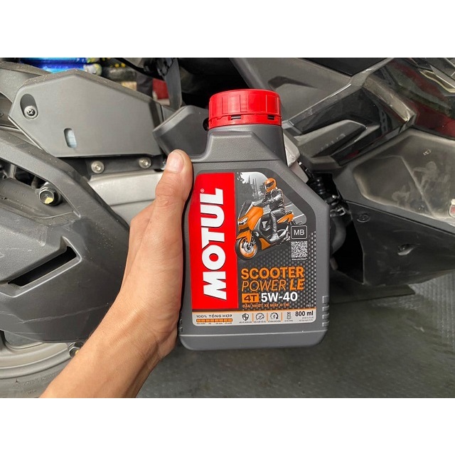 Dầu Nhớt Cao Cấp Cho Xe Tay Ga Motul Scooter Power 5w40