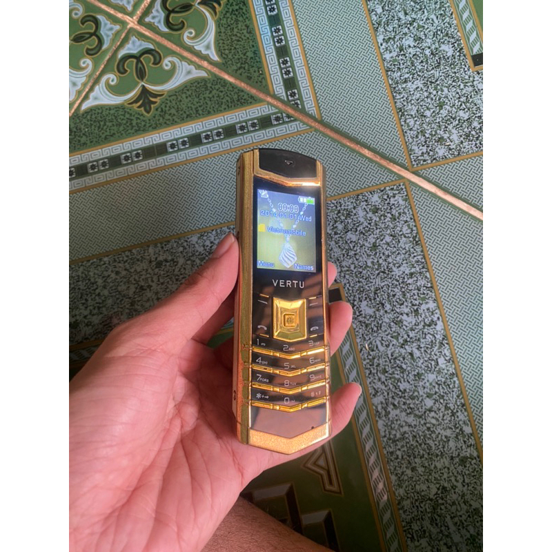 Điện thoại VT M6i zin tem