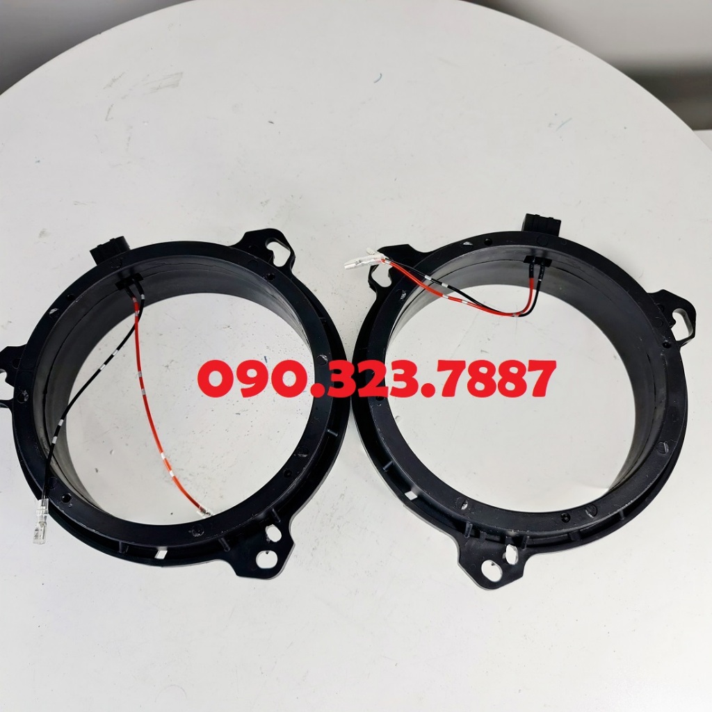 Đế đệm loa / Dưỡng loa cánh loại tròn cho dòng xe Toyota - Nissan, liền giắc zin - loại dày, hàng đẹp. 02 cái