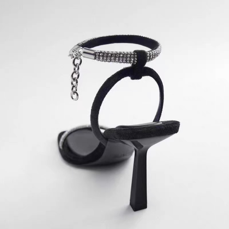 ORDER 🌸 ZR Giày dây ngang quai mảnh mũi vuông đá gót nhọn 9cm