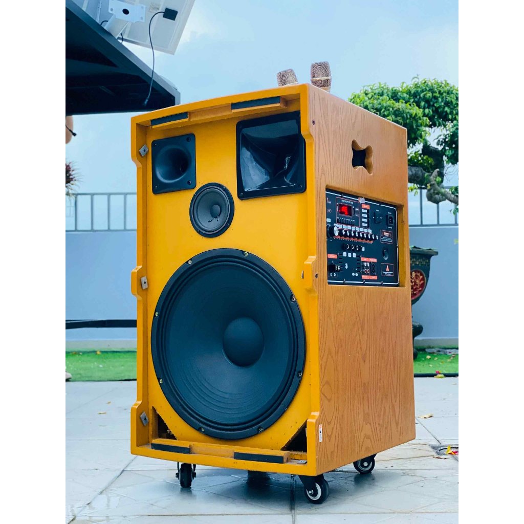 Loa Kéo MTMAX Z1000Pro 3 Đường Tiếng, Bass35 Kèm 2 Micro Không Dây Cao Cấp Bảo Hành 12 Tháng