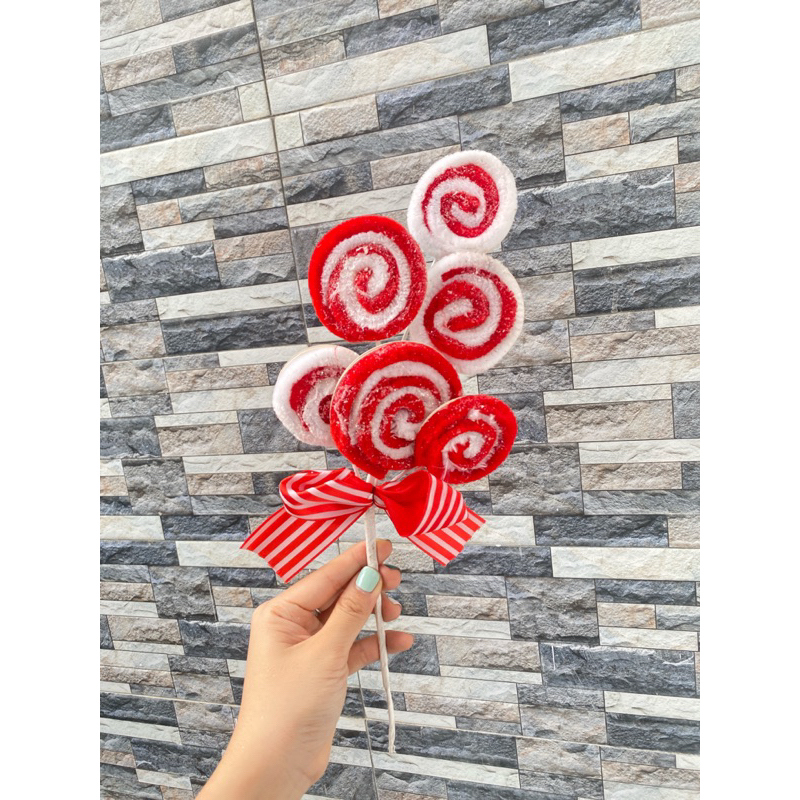 Kẹo que, cành thông cắm lọ hoa, cắm cây thông trang trí giáng sinh