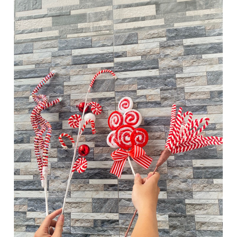 Kẹo que, cành thông cắm lọ hoa, cắm cây thông trang trí giáng sinh