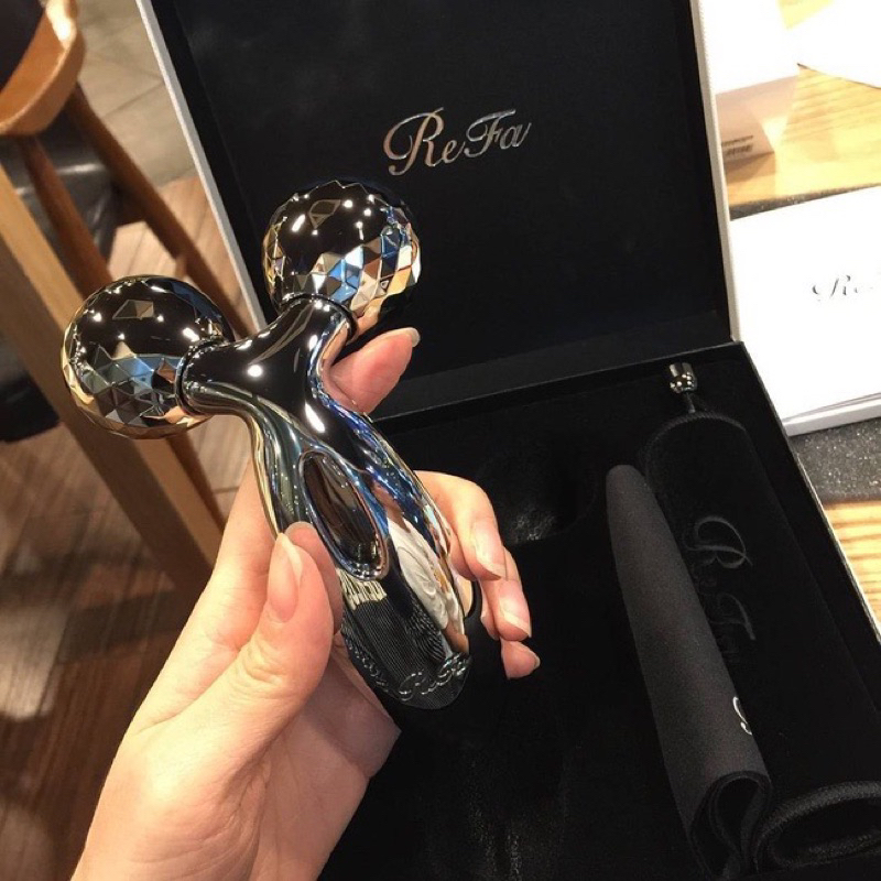 Thanh Lăn Chăm Sóc Da Mặt và Toàn Thân Refa Carat