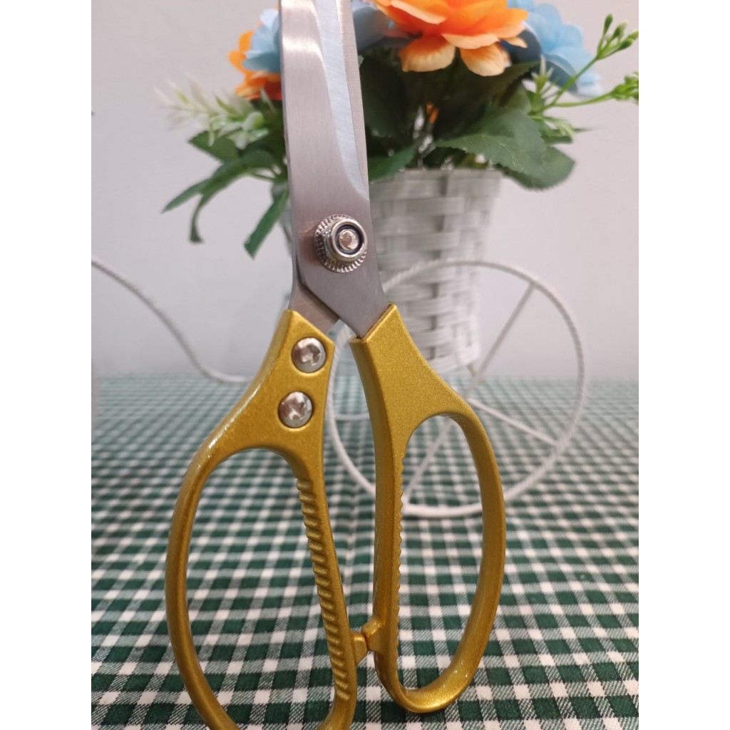 Kéo Nhật SK5 siêu bền,chất liệu thép không gỉ,Kéo Nhật siêu sắc.